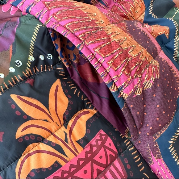 Crazy Mix Farm Rio Puffer Coat - Picture 9 of 10